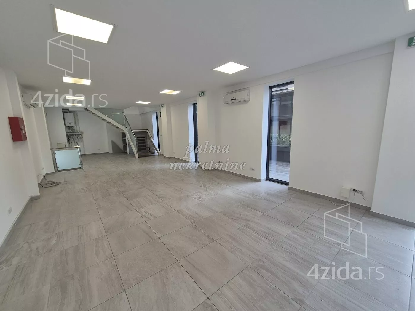 Poslovni prostor | 4zida