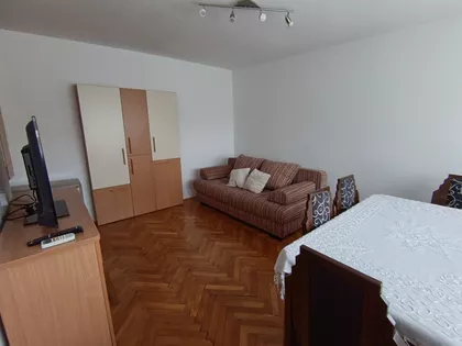 Centar preko Lepenice | 4zida.rs