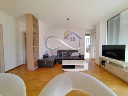 Petra Drapšina | 4zida.rs