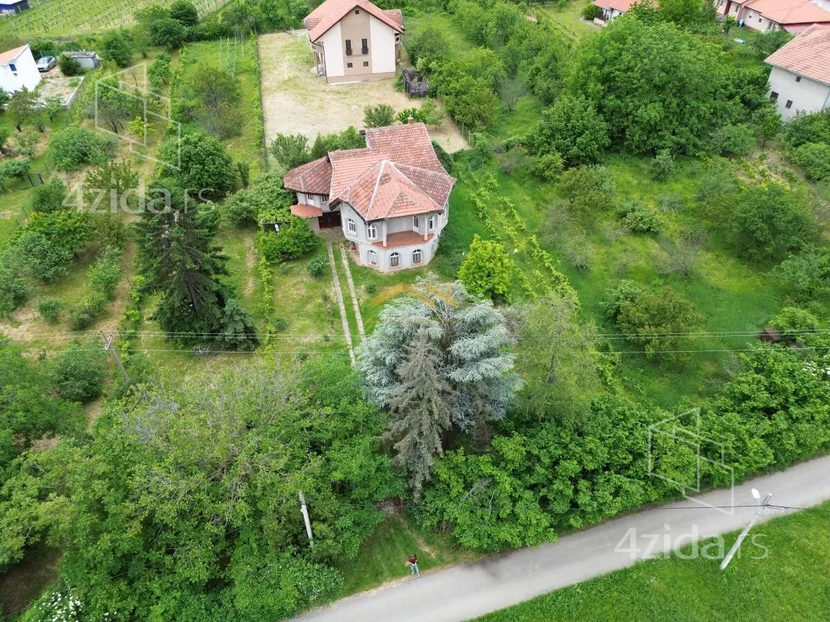 Kuća | 4zida