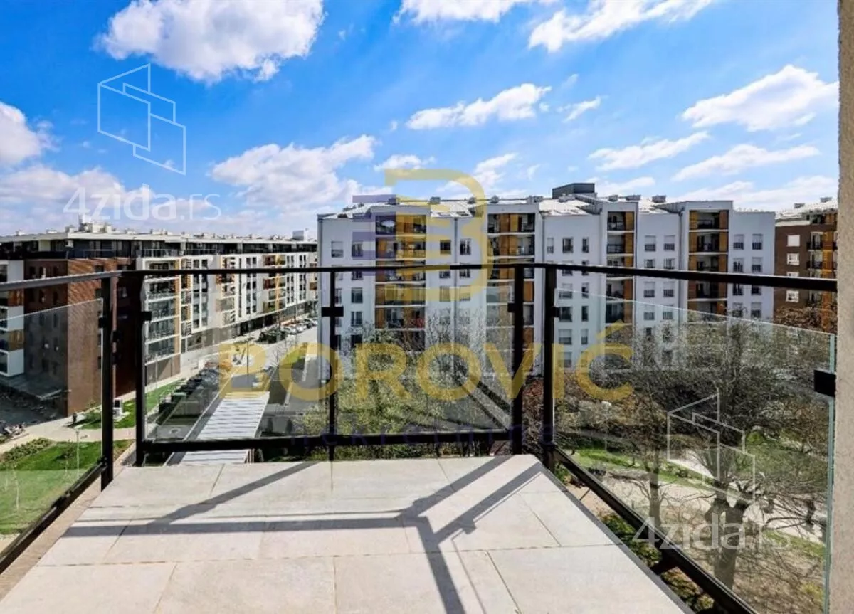 Četvorosoban stan | 4zida