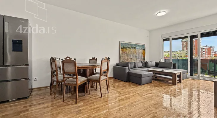 Dvoiposoban stan | 4zida