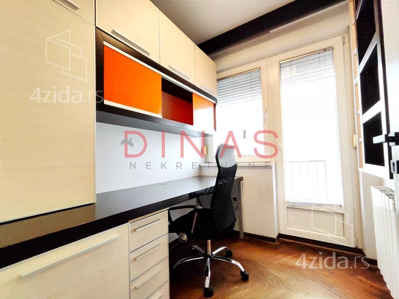 Troiposoban stan | 4zida