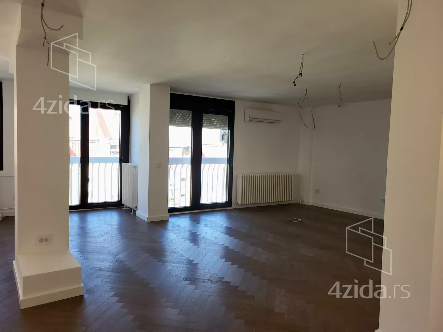 Petosoban stan | 4zida