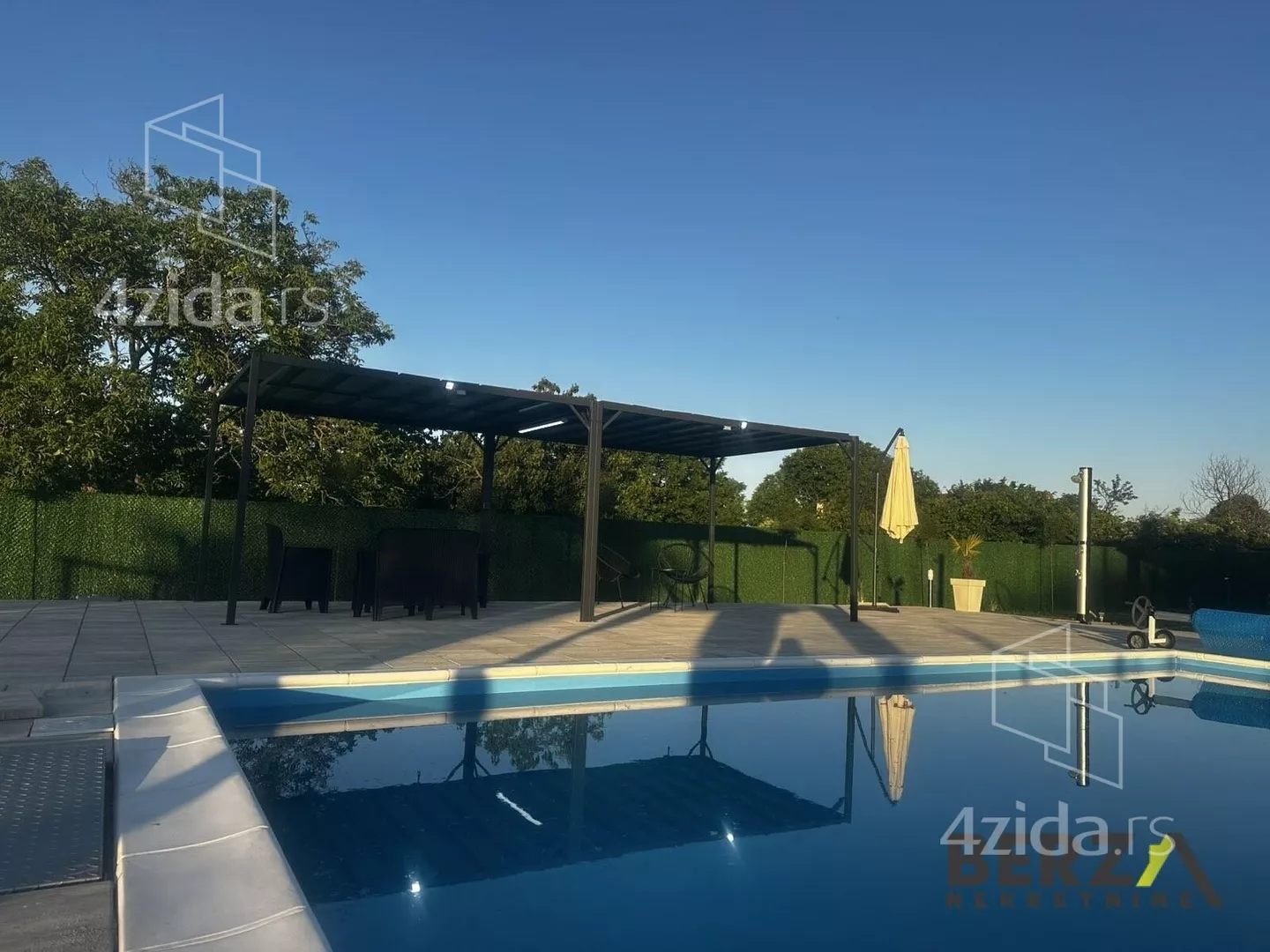 Kuća | 4zida
