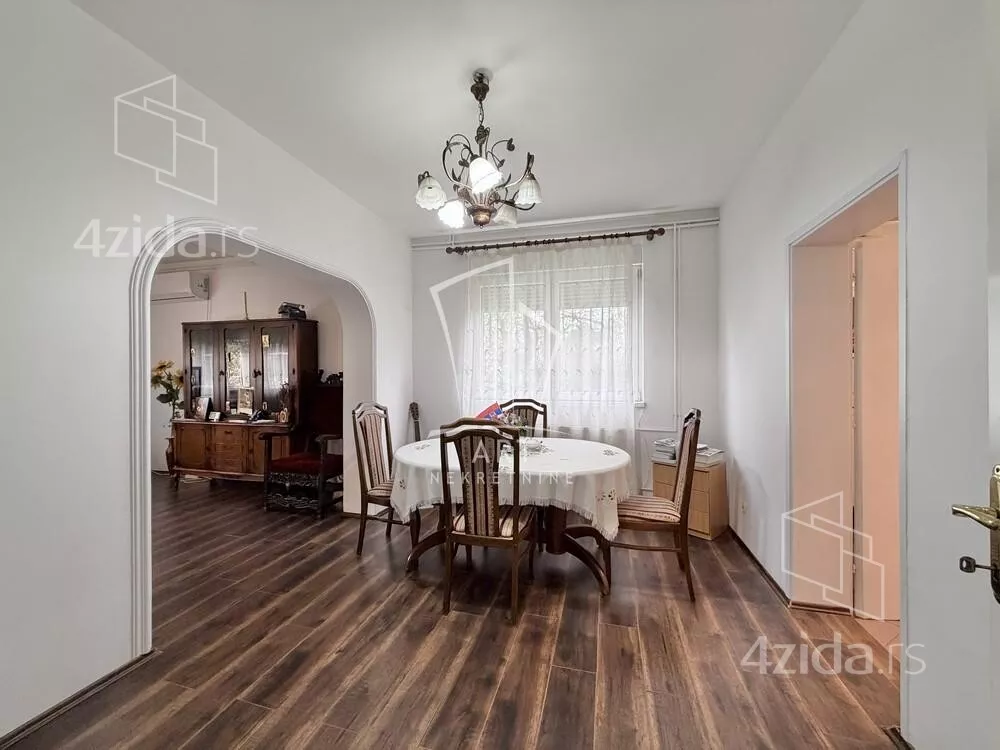 3-etažna kuća | 4zida