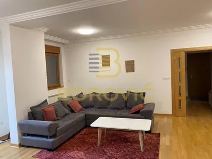 Hram Svetog Save | 4zida.rs