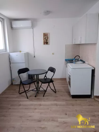 CARA DUŠANA | 4zida.rs