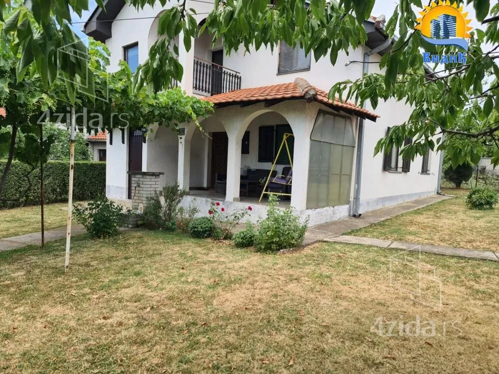 Kuća | 4zida
