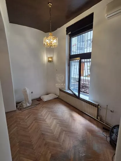 Kapetan Mišina | 4zida.rs