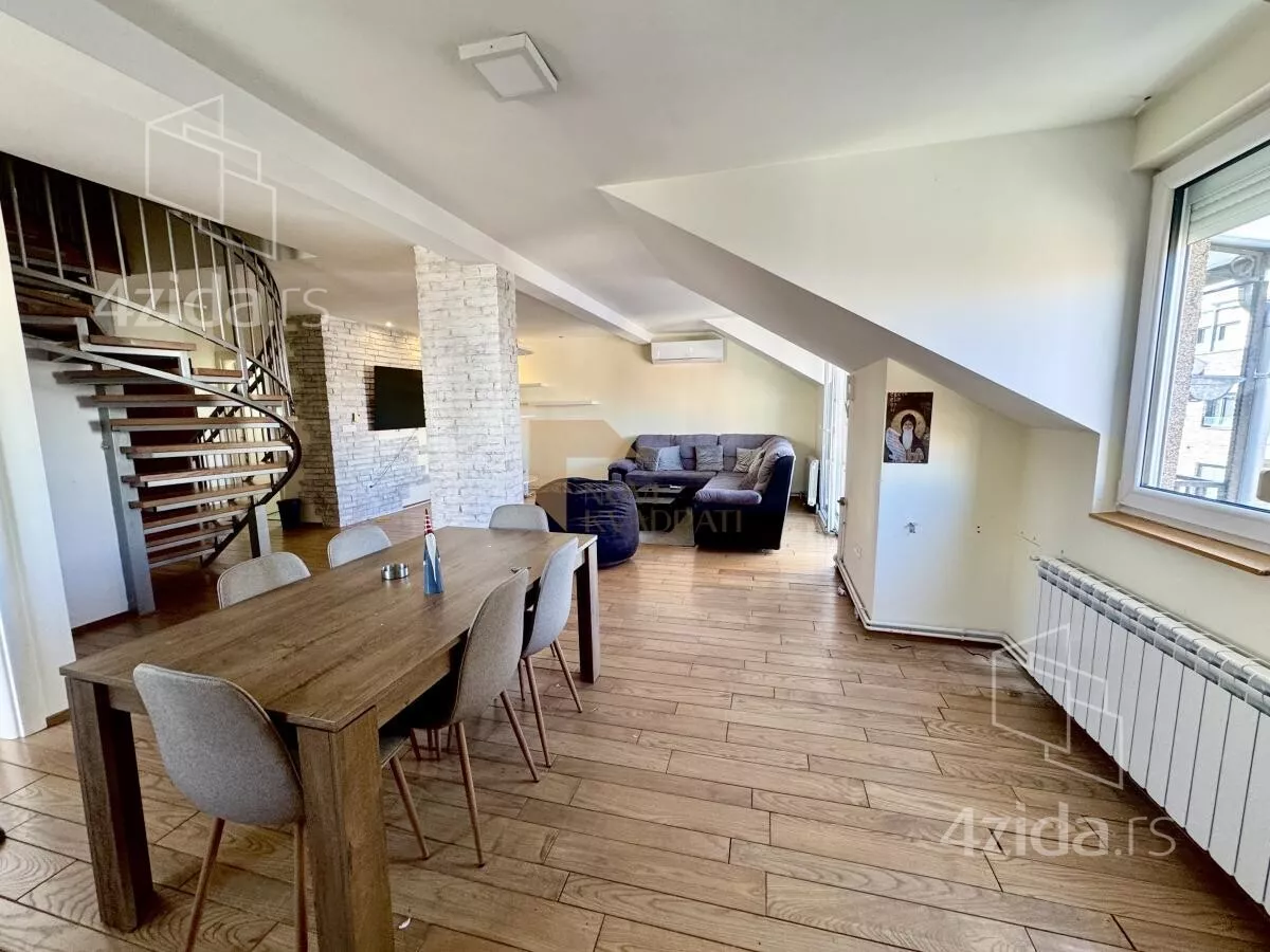 Četvorosoban stan | 4zida