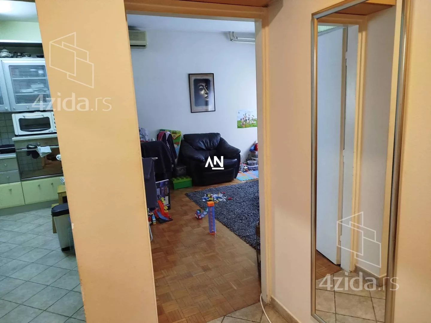 Dvosoban stan | 4zida