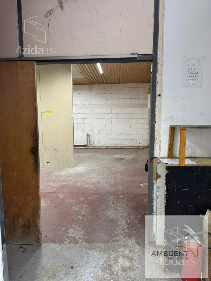 Poslovni prostor | 4zida