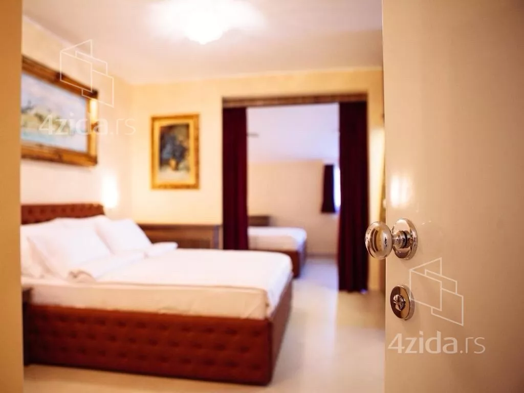Turistički objekat | 4zida