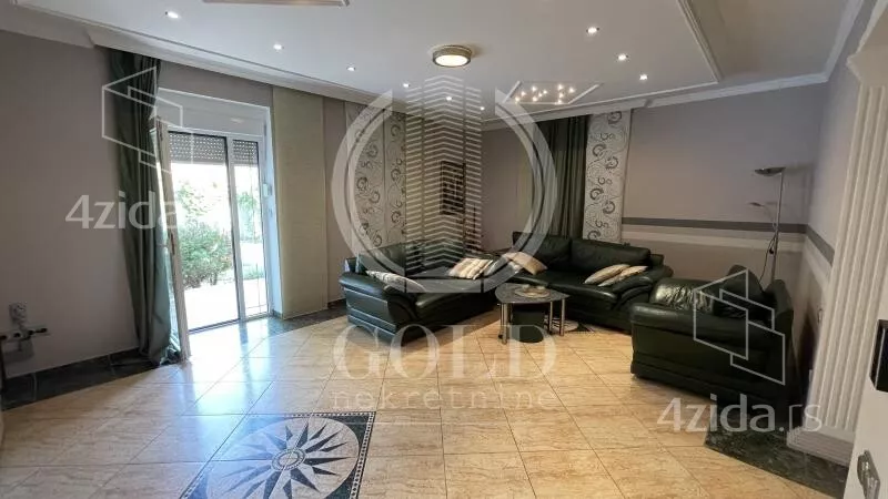 4-etažna kuća | 4zida