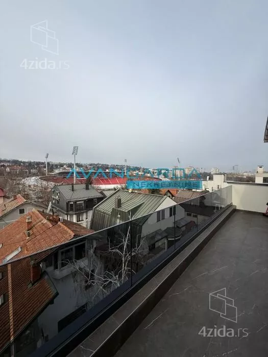 Petosoban stan | 4zida