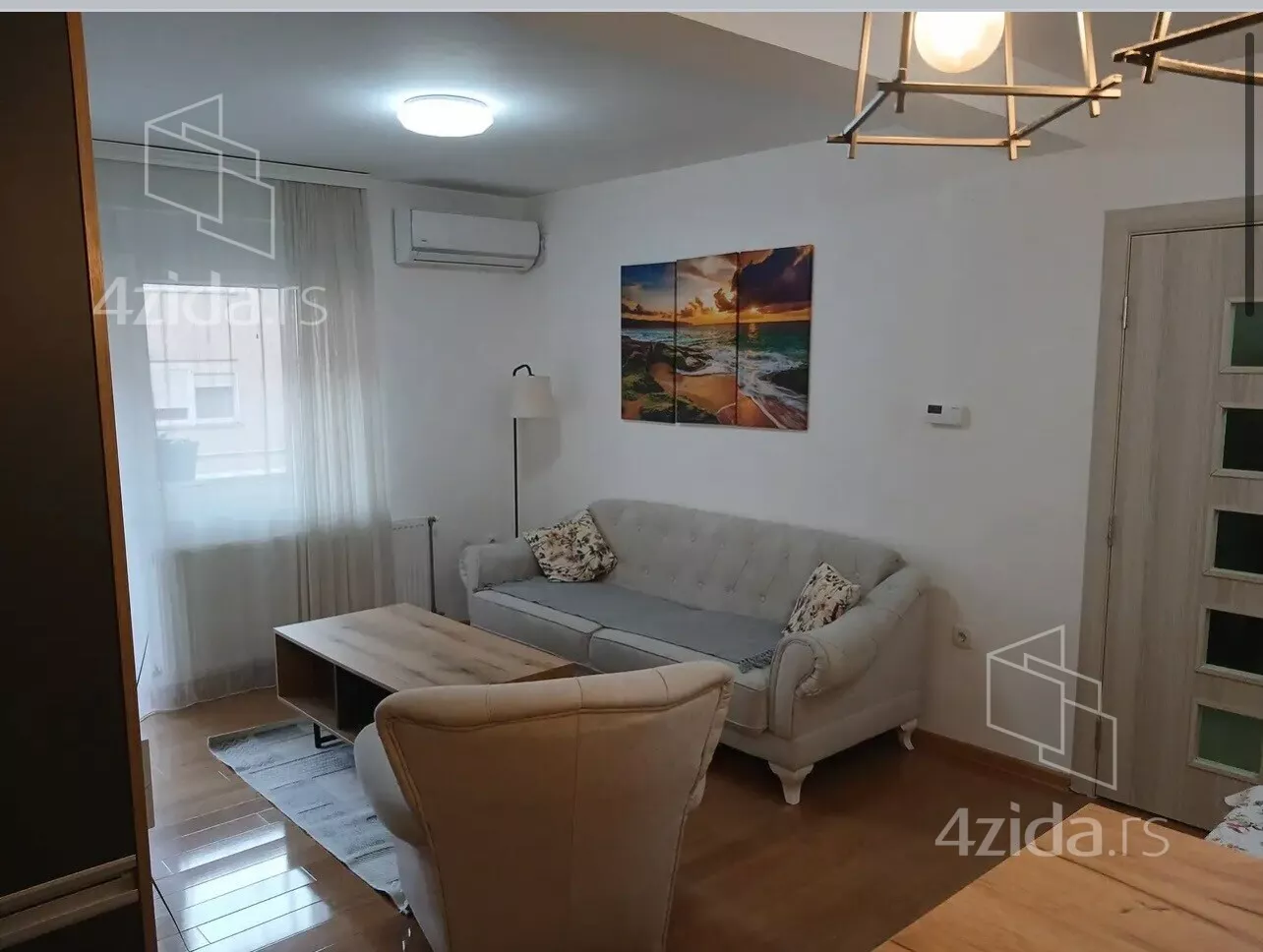 Dvoiposoban stan | 4zida