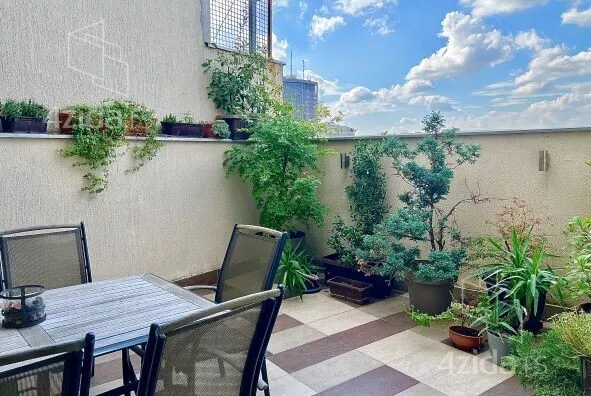 Šestosoban stan | 4zida