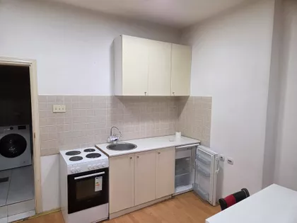 Nikole Grulovića 7 | 4zida.rs