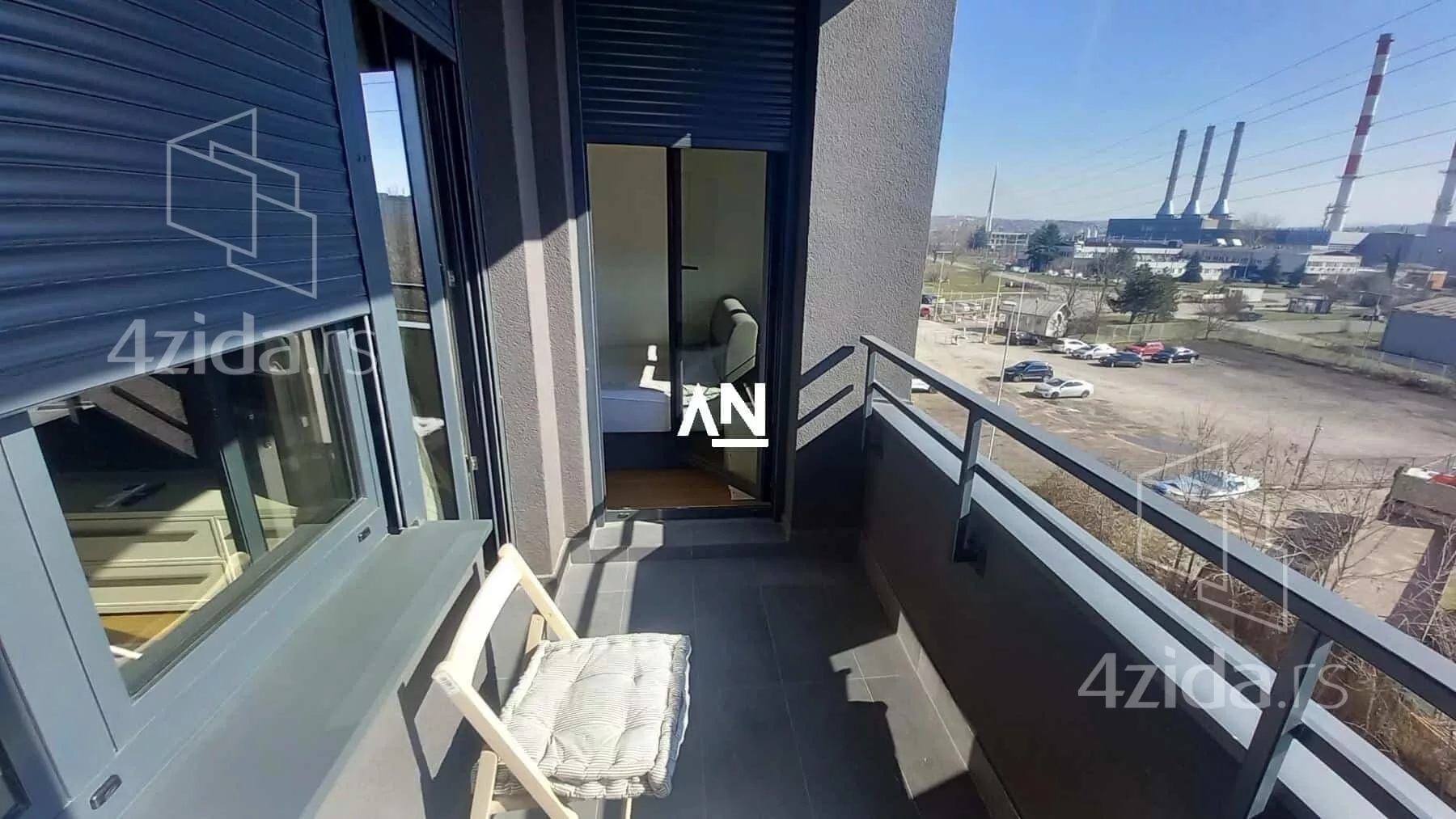 Jednoiposoban stan | 4zida