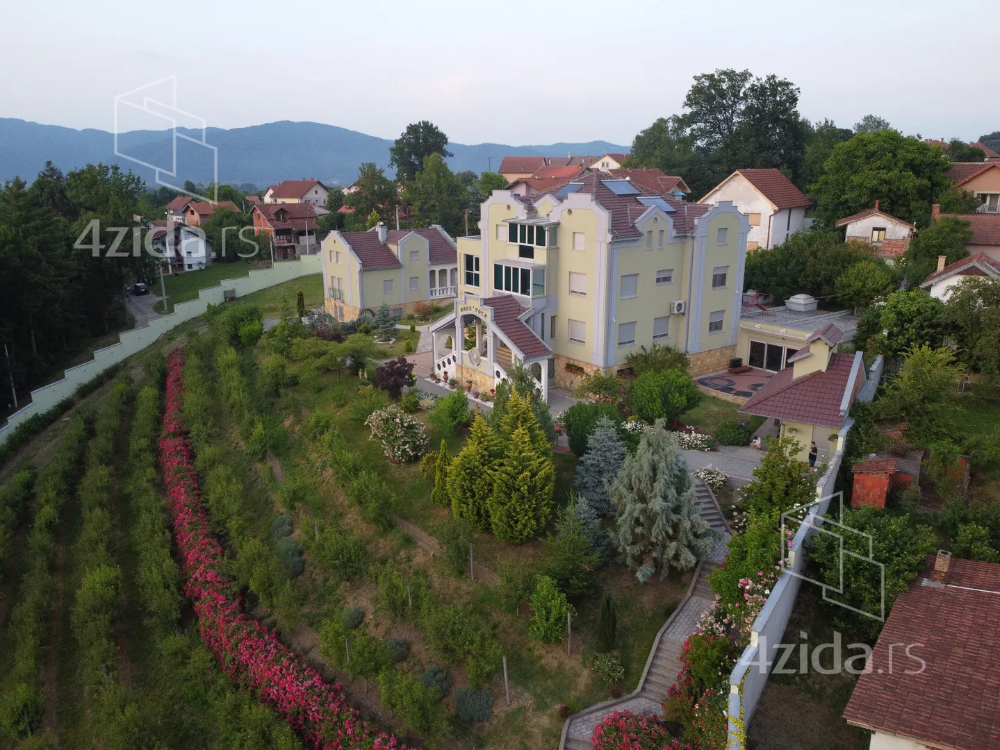 2-etažna kuća | 4zida