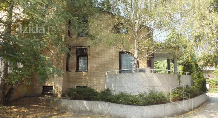 4-etažna kuća | 4zida