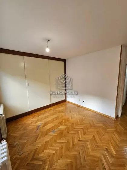 Marka Pola | 4zida.rs