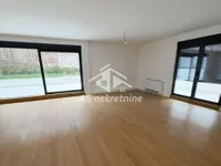 Autokomanda, Voždovac opština, Beograd | 4zida.rs