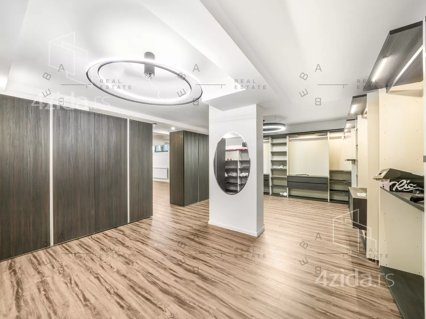 Petosoban stan | 4zida