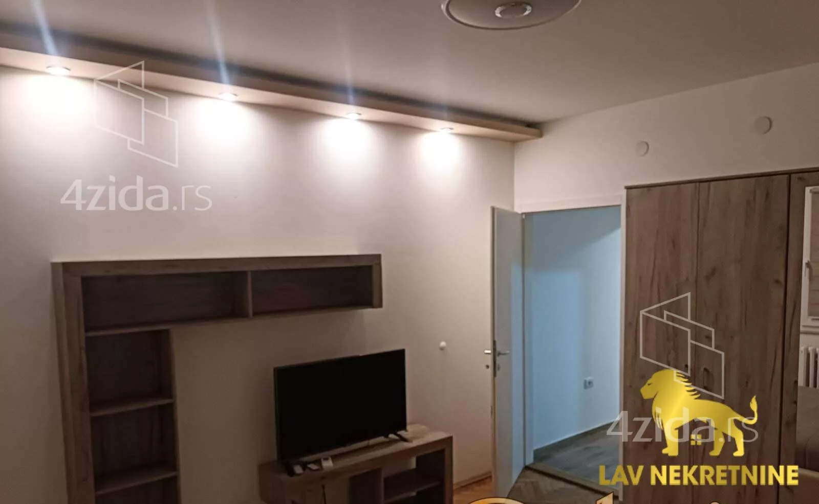 Jednoiposoban stan | 4zida