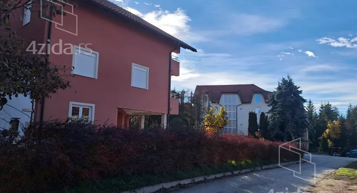 4-etažna kuća | 4zida