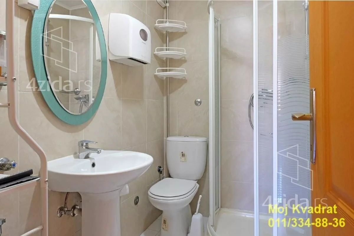 Petosoban stan | 4zida