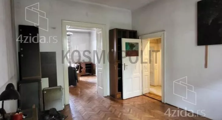 Četvoroiposoban stan | 4zida