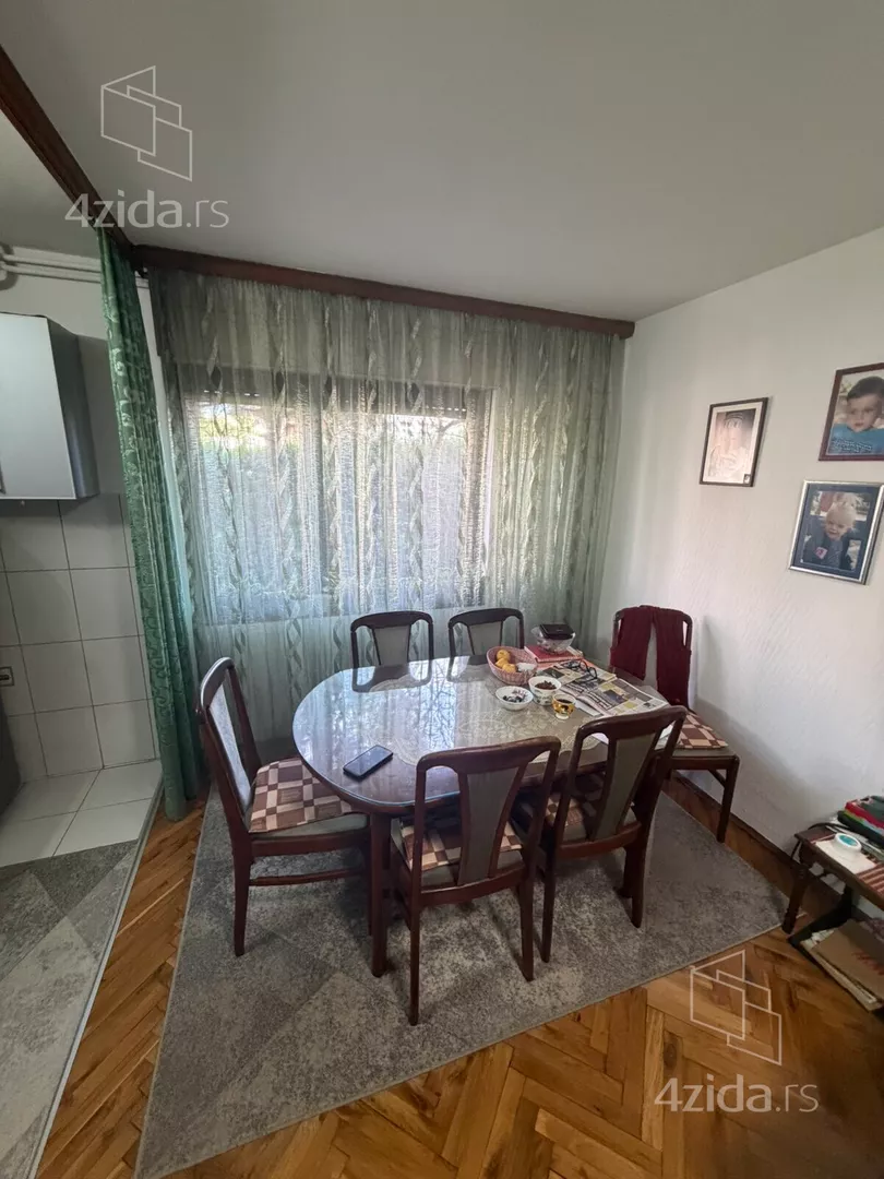 3-etažna kuća | 4zida