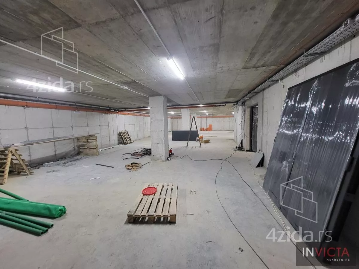 Poslovni prostor | 4zida