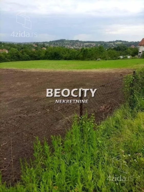 Plac | 4zida