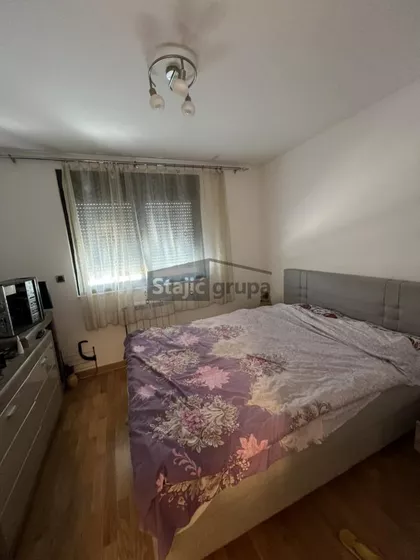 Vojvođanska | 4zida.rs