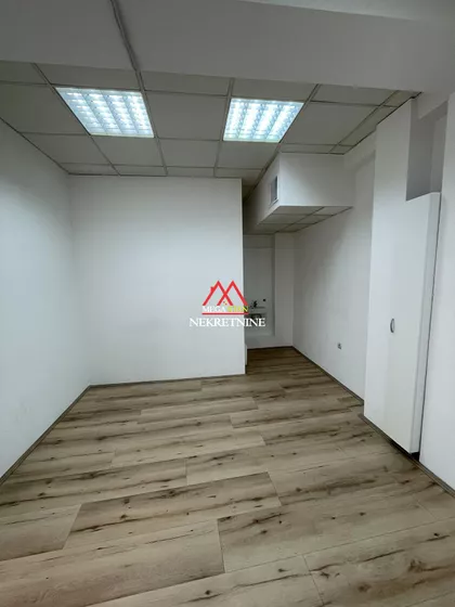 Zmaj Jovina | 4zida.rs