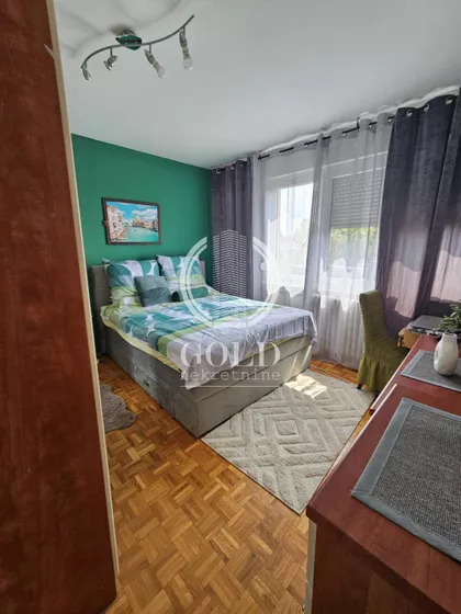 Rumenački put | 4zida.rs