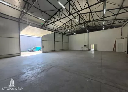 Makiš | 4zida.rs