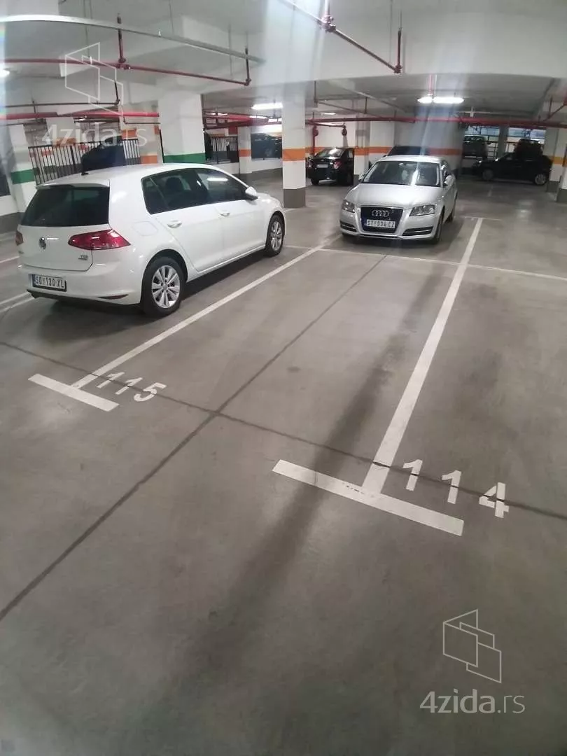 Garaža | 4zida