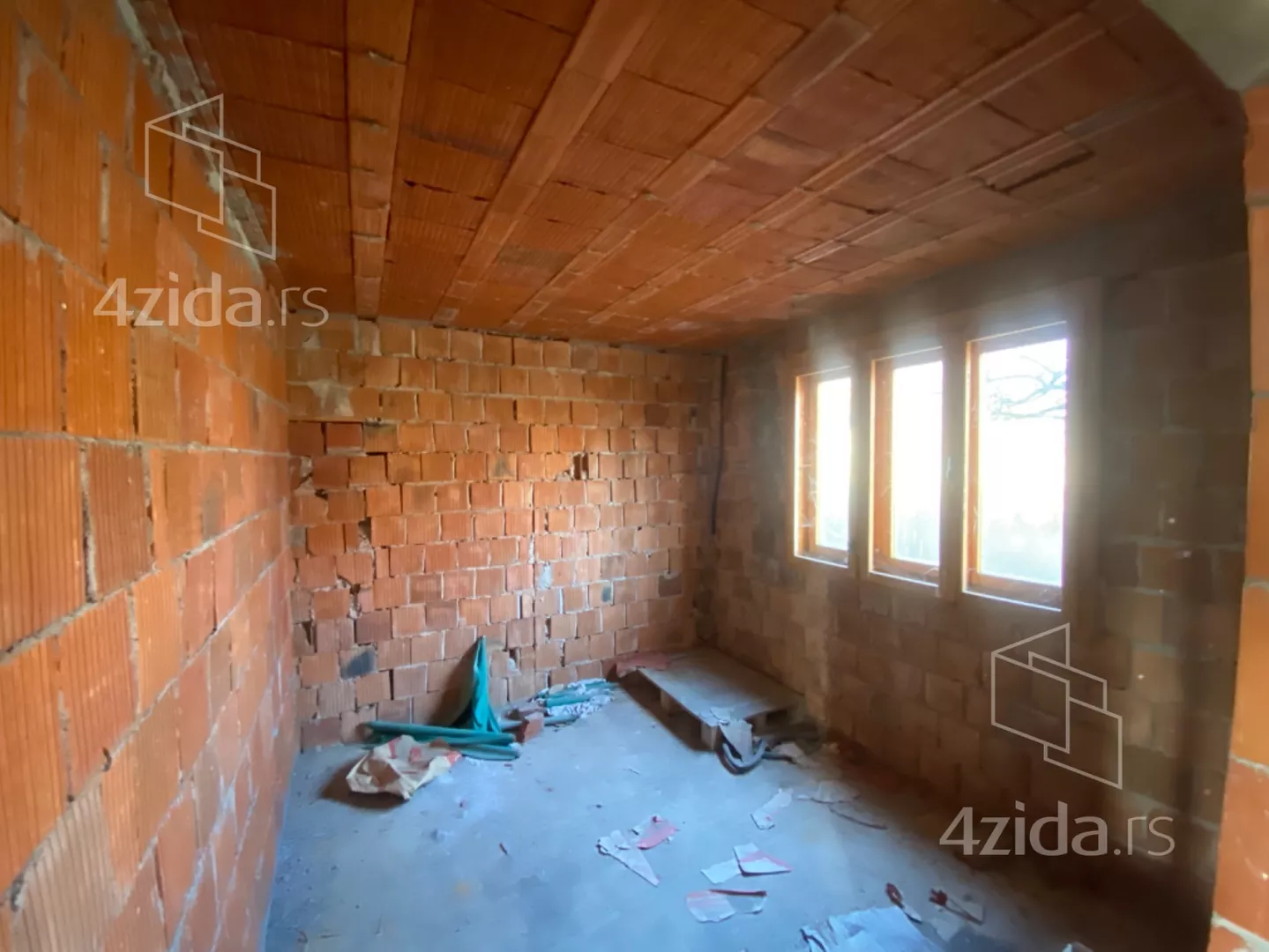 Poljoprivredno zemljište | 4zida