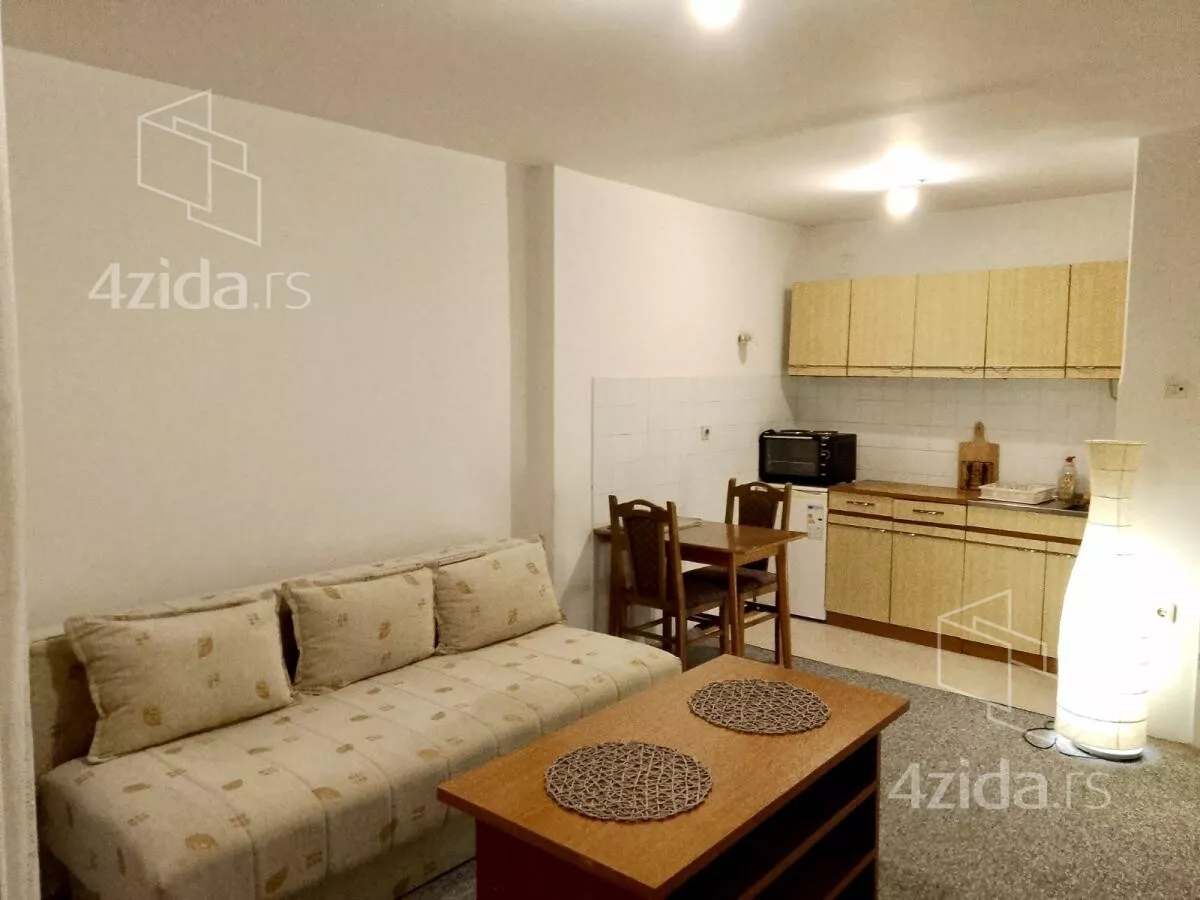 Garsonjera | 4zida