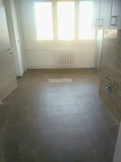 Marije Bursać | 4zida.rs