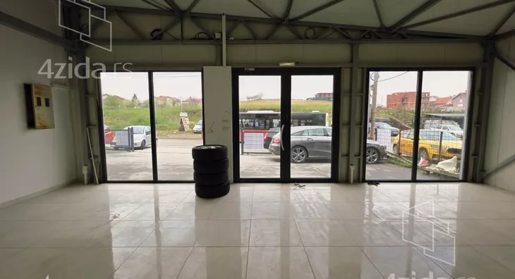 Poslovni prostor | 4zida