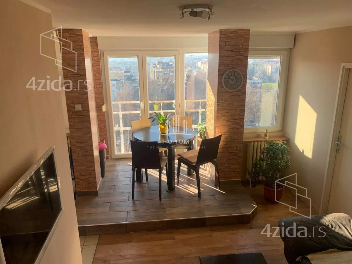 Dvoiposoban stan | 4zida