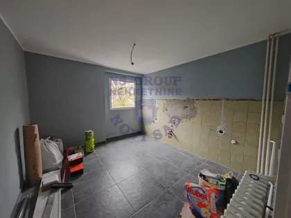 Satelitska Pijaca | 4zida.rs