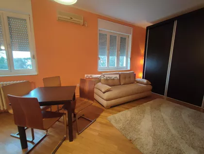 Gradska Bolnica | 4zida.rs