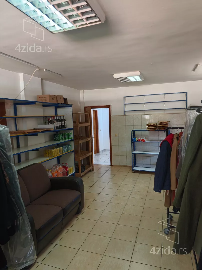 Lokal | 4zida