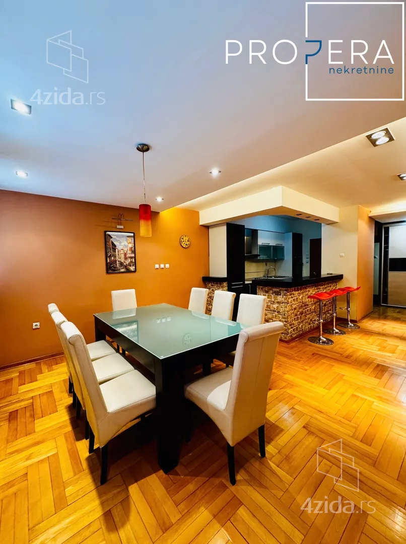 Troiposoban stan | 4zida